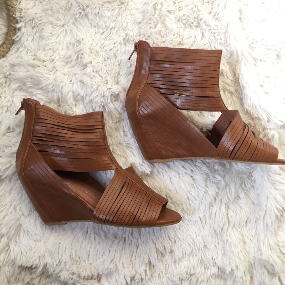 Jeffery Campbell strappy brown wedges Ibiza